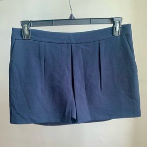 CLUB MONACO WOMEN’S NAVY SKORT